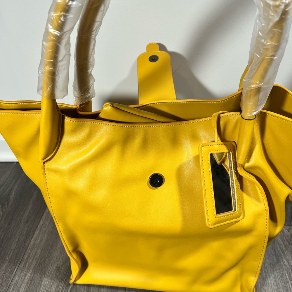 Sam Edelman Weylyn Tote Tuscan Yellow NWT - Picture 4 of 8